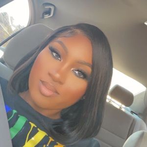 Meet your Posher, Keelie